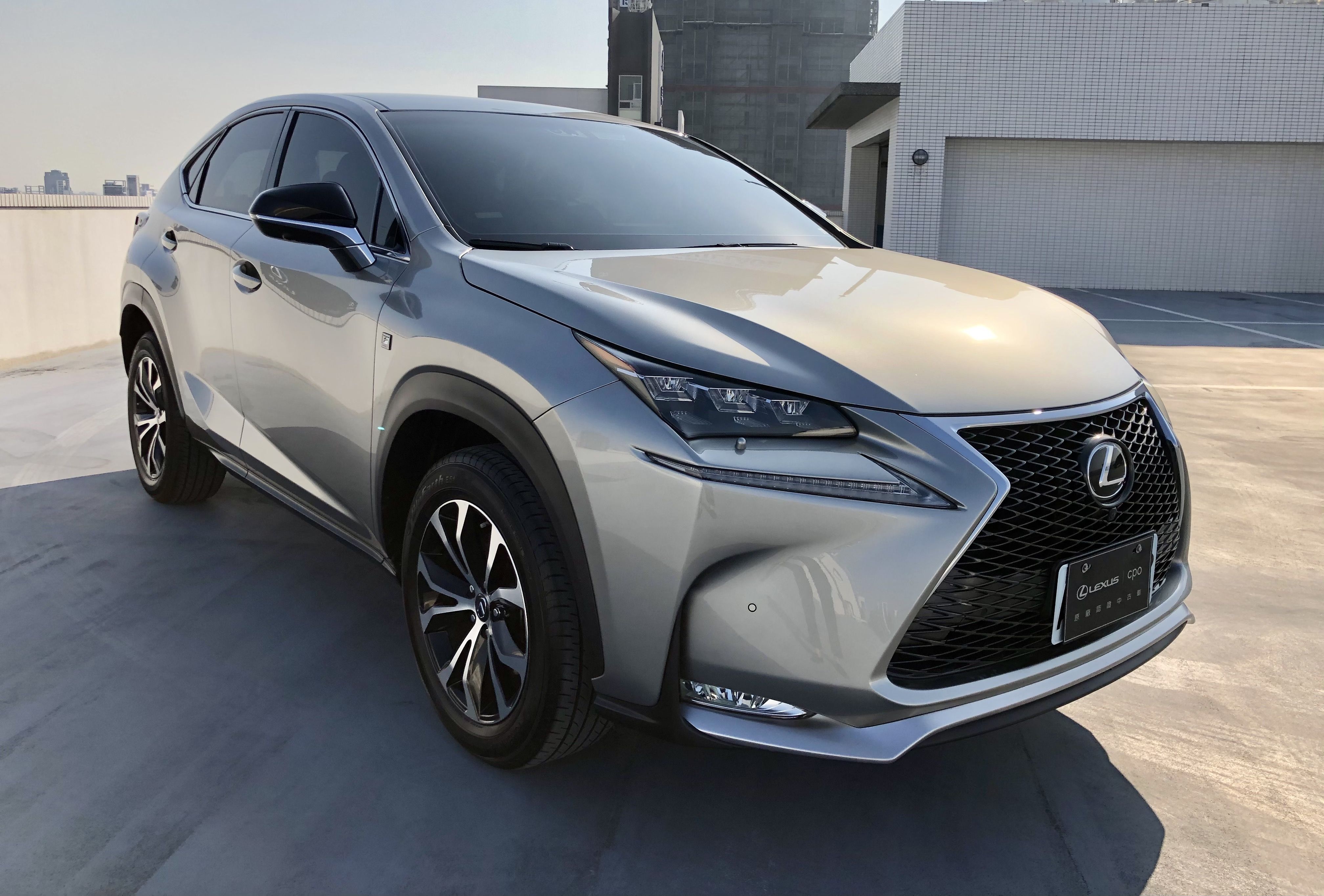 Лексус nx 200t 2017