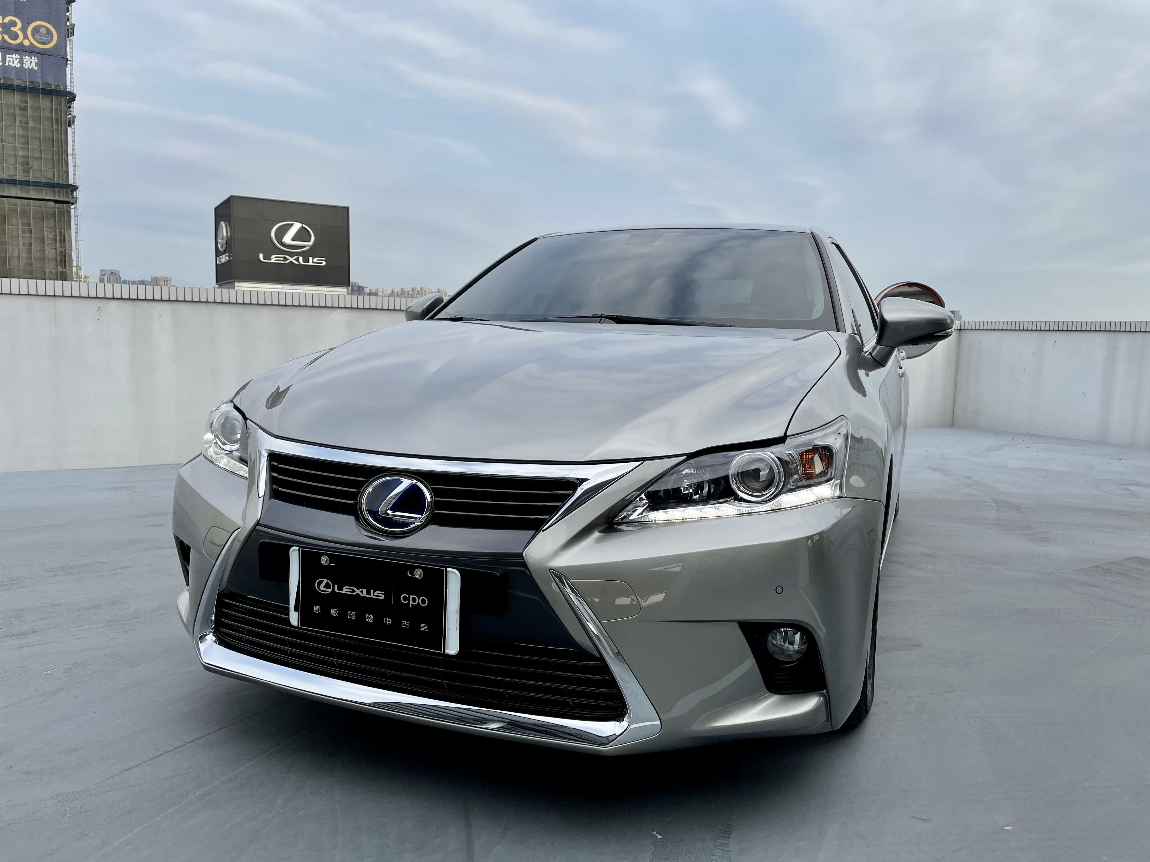 Lexus Ct 0h 17 價格99 8 萬 Lexus Cpo 原廠認證中古車