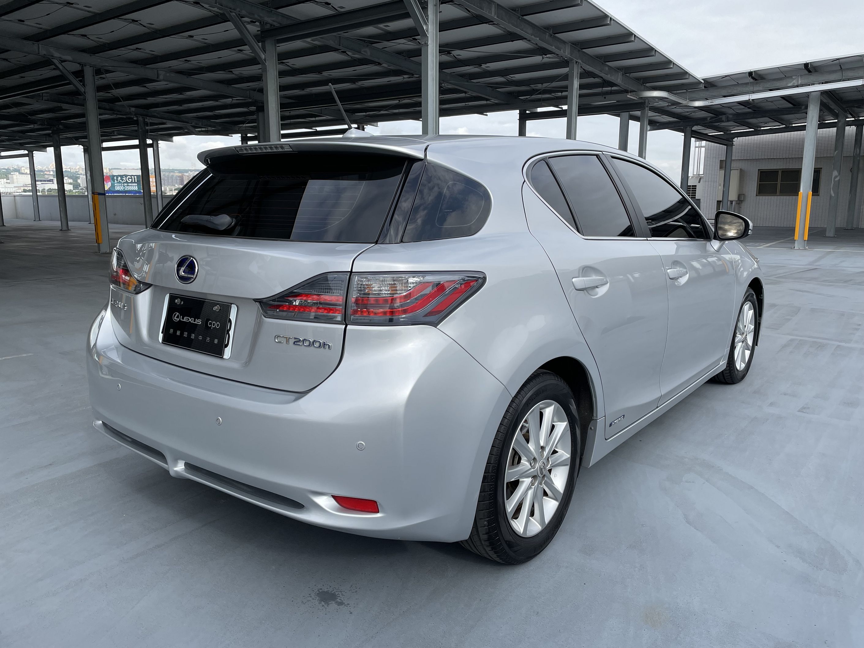 Lexus Ct 0h 13 價格75 8 萬 Lexus Cpo 原廠認證中古車