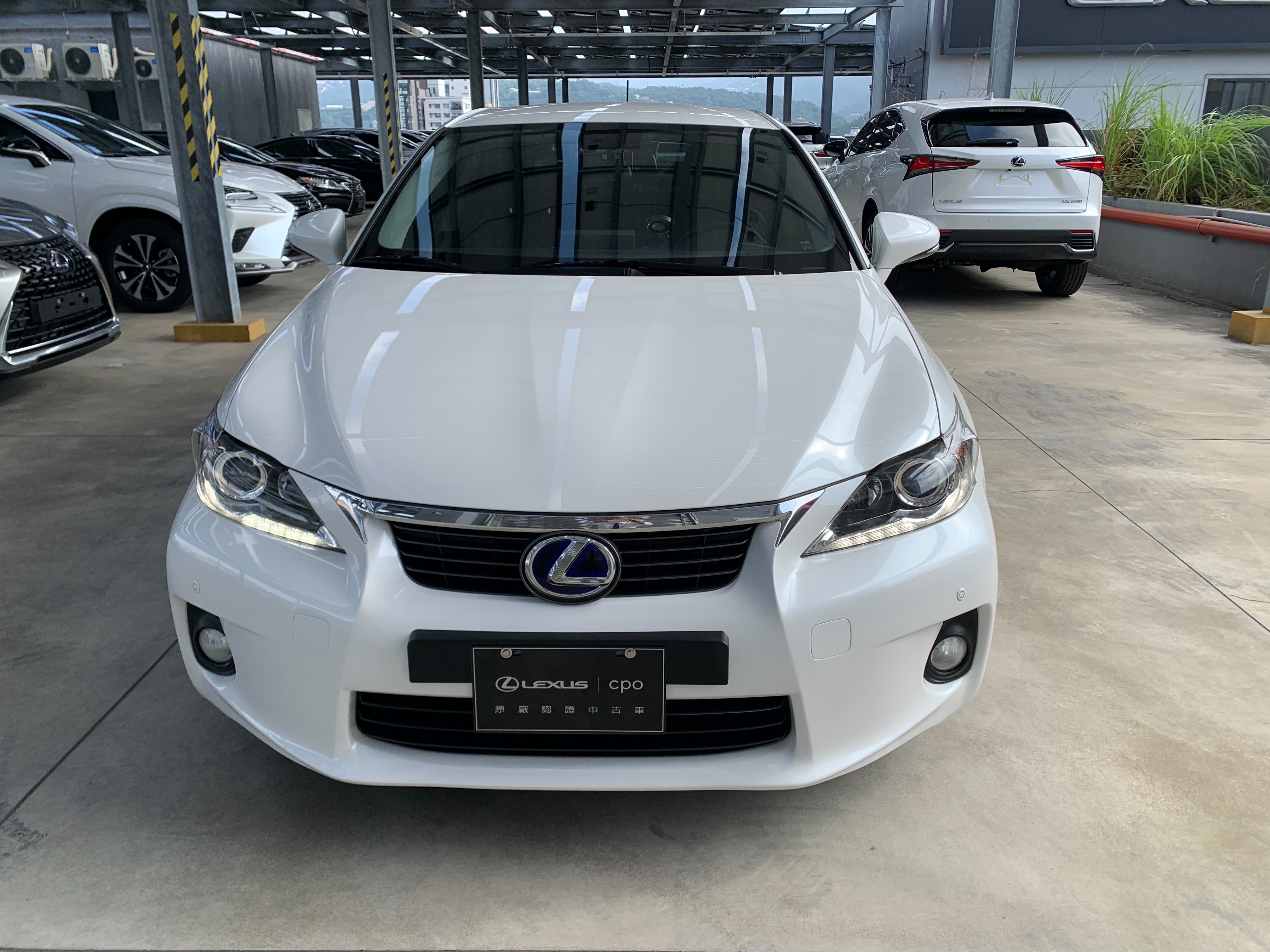 Lexus Ct 0h 13 價格75 8 萬 Lexus Cpo 原廠認證中古車